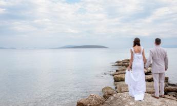 Article beach wedding nafplio