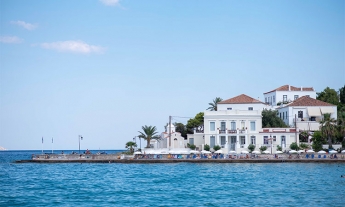 Article Spetses island, Σπέτσες