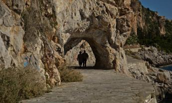Article Γύρος Αρβανιτιάς Ναύπλιο, Tour of Arvanitia Nafplio, Arvanitia bay Nafplio, ακτή Αρβανιτιάς, Despotis cave Nafplio, Σπηλιά του Δεσπότη Ναύπλιο