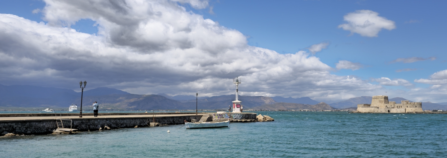 Lighthouse of Nafplio & Bourtzi, Φάρος Ναυπλίου & Μπούρτζι