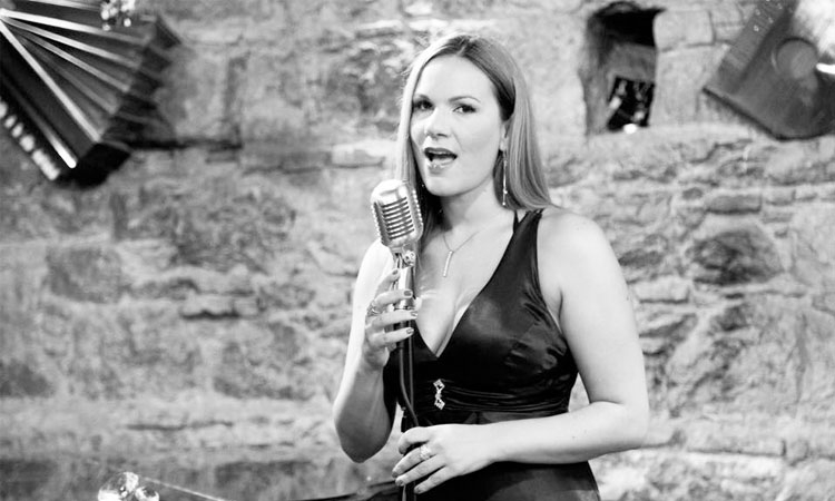 Eva Sakellari Live at Fougaro Nafplio