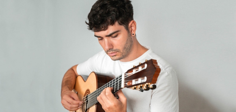 Δηµήτρης Σουκαράς κιθάρα, Dimitris Soukaras Greek guitarist