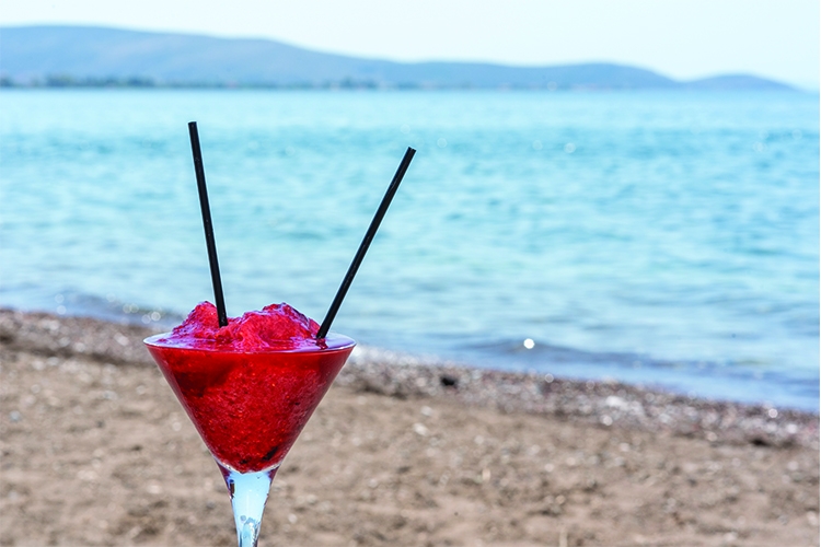 cocktail at the beach, γρανίτα κοκτέιλ στην παραλία