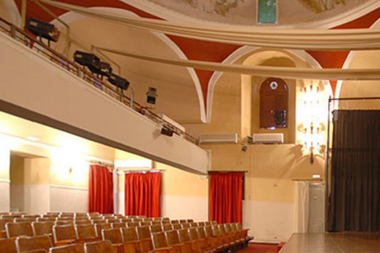 Trianon theater interior Nafplio, Τριανόν εσωτερικό Ναύπλιο