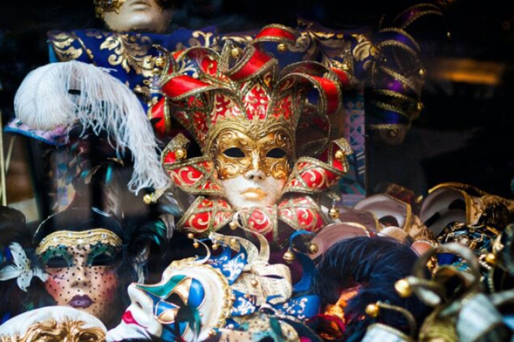 αποκριάτικη μάσκα, mask of carnival
